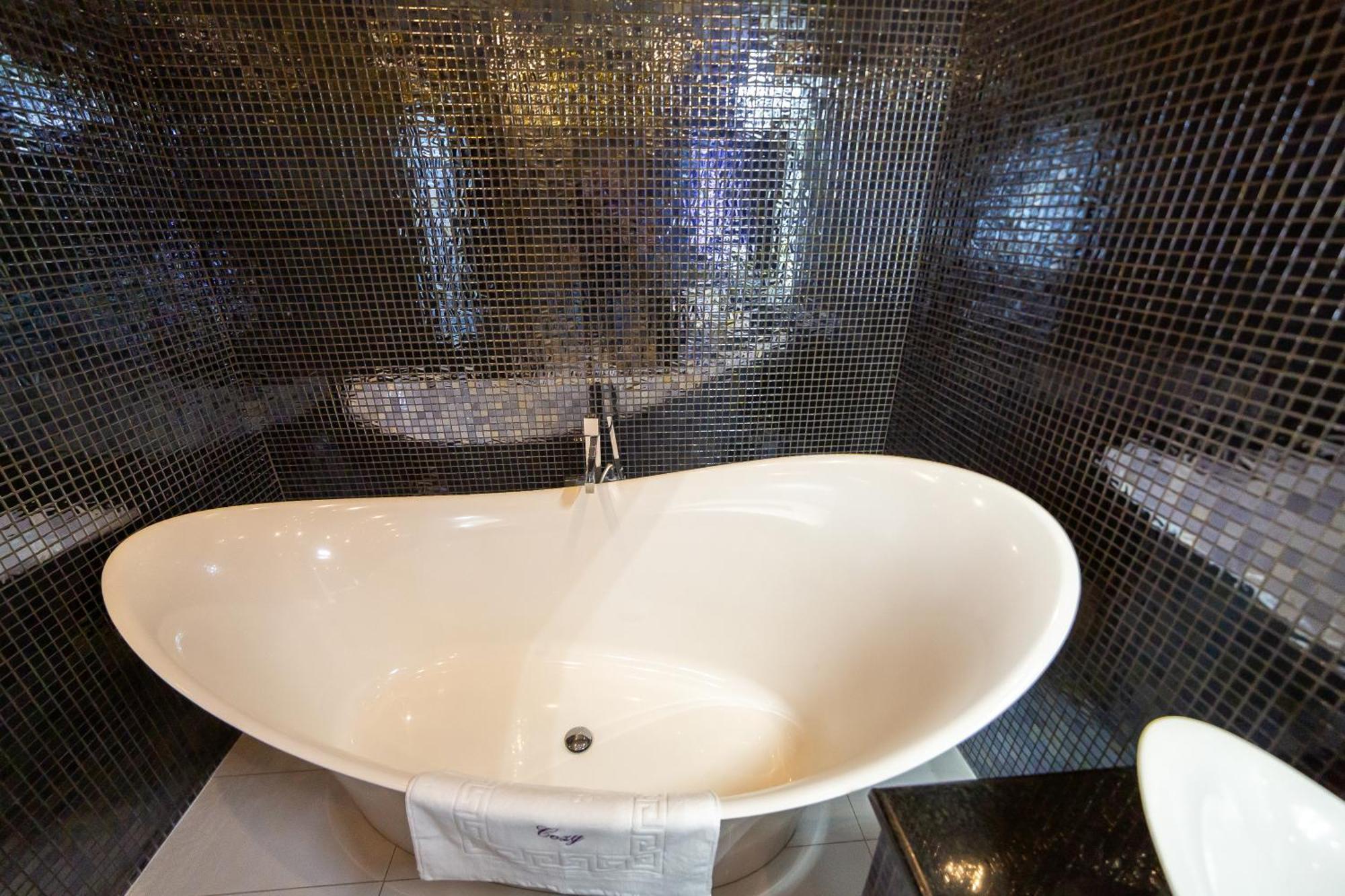 Cozy Luxury And Stylish One-Bedroom Apartment 아라드 외부 사진
